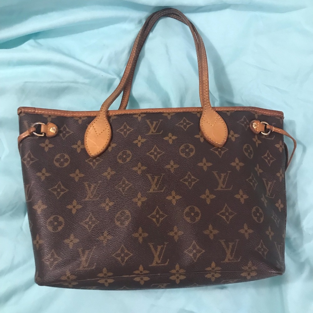 Louis Vuitton Neverfull PM